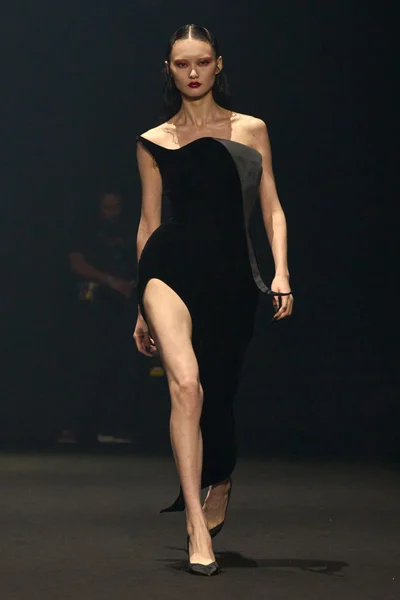 Look 40